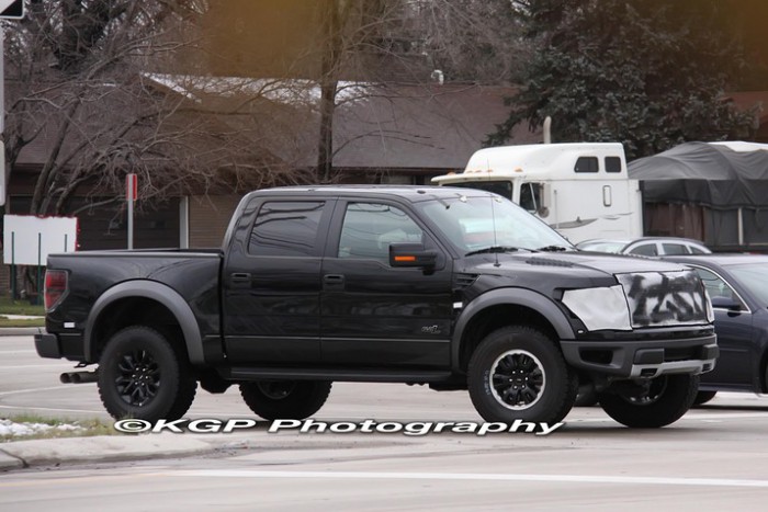 2013 Ford Raptor SVT F-150 Spy Shot 6